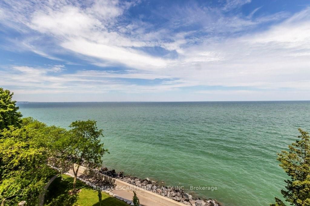500 Green Road, #705