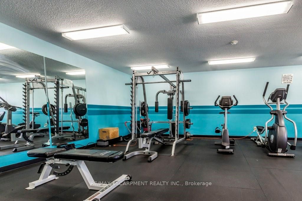 500 Green Road, #705
