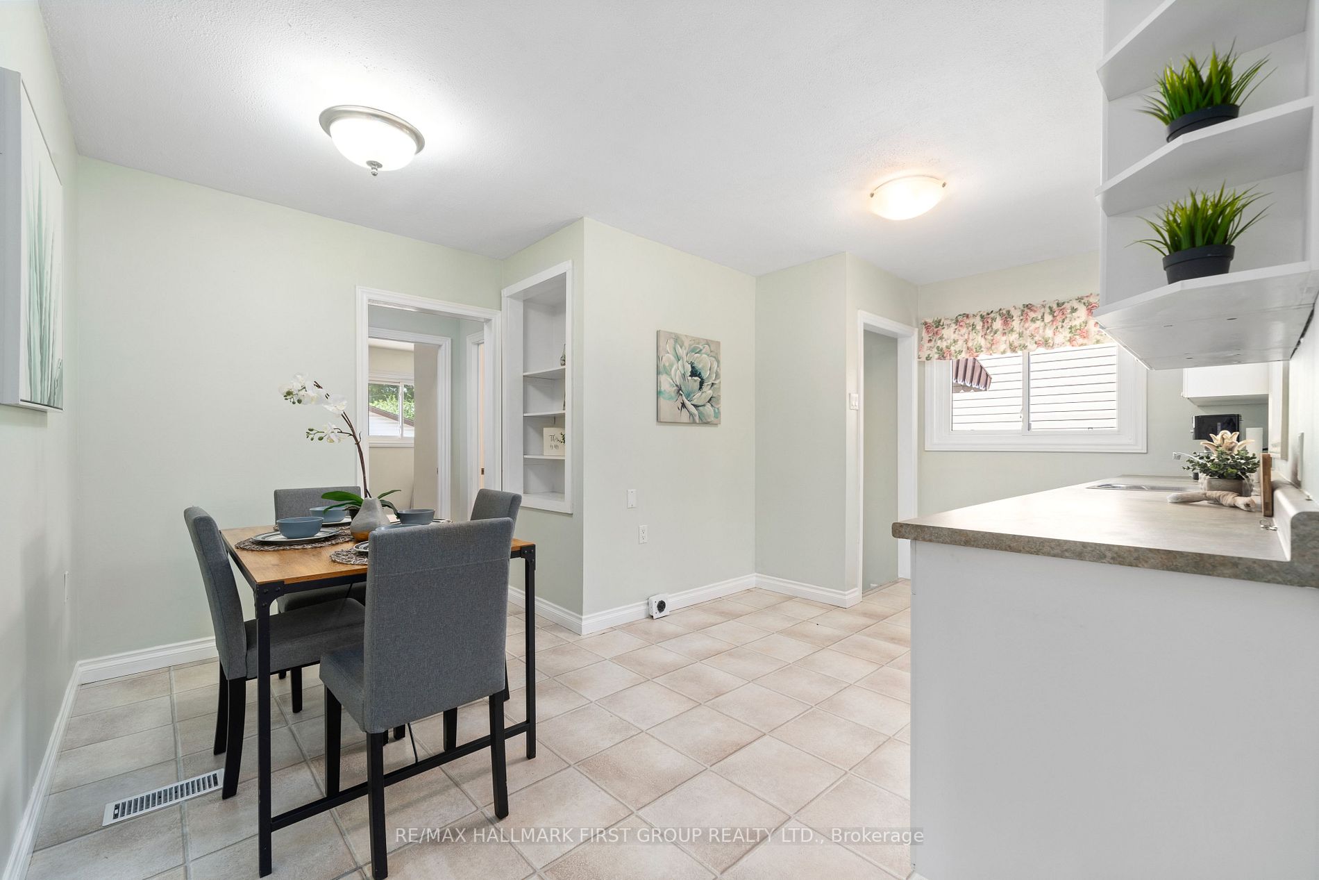 193 Marilyn Ave