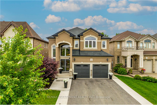 11 Michelangelo Lane, Hamilton