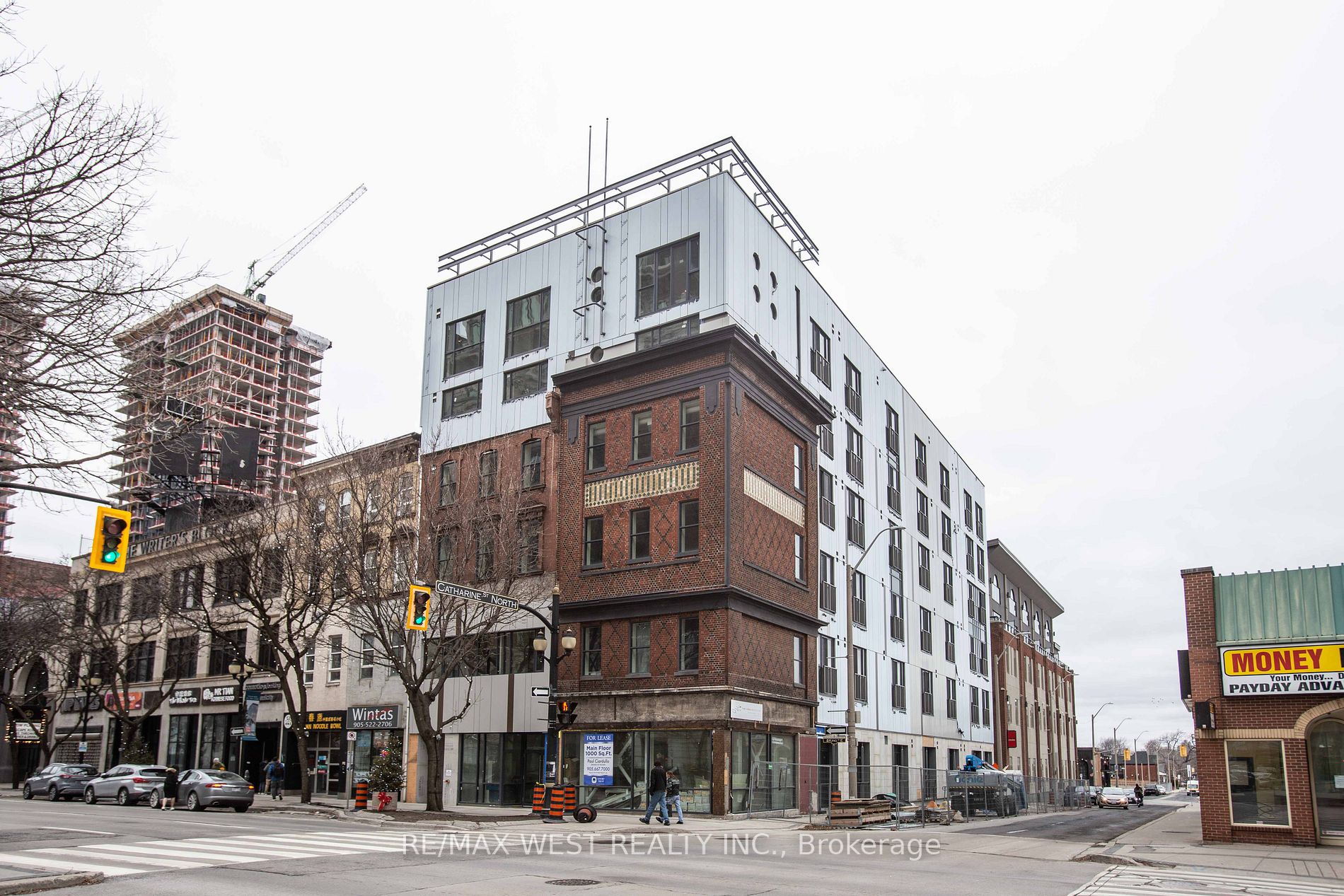 121 King St E, #104