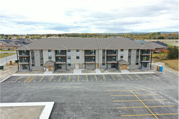 30 Hillside Meadow Dr, Quinte West