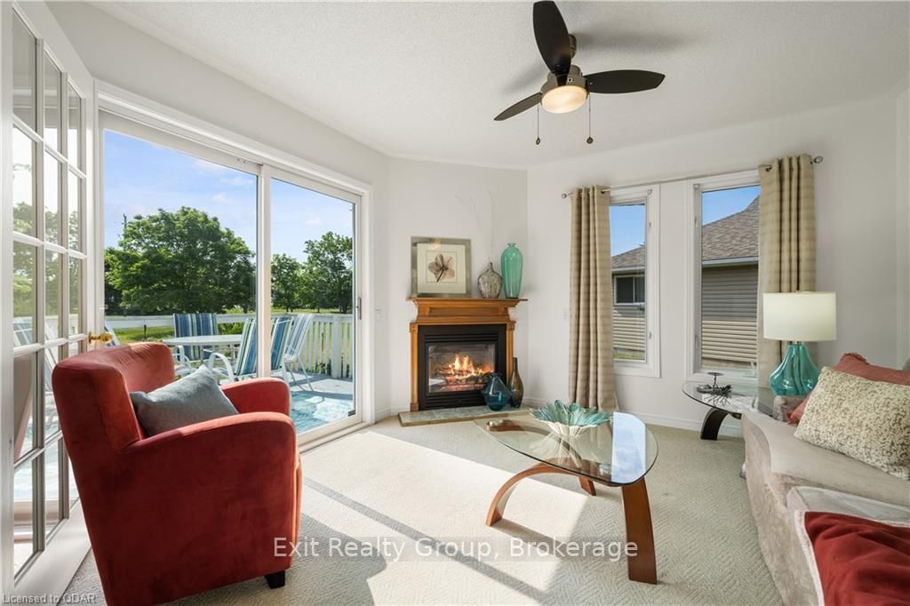 32 Heritage Dr