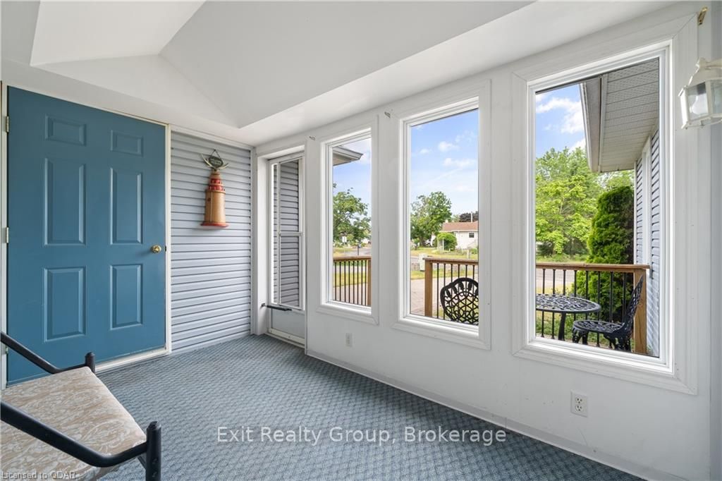 32 Heritage Dr