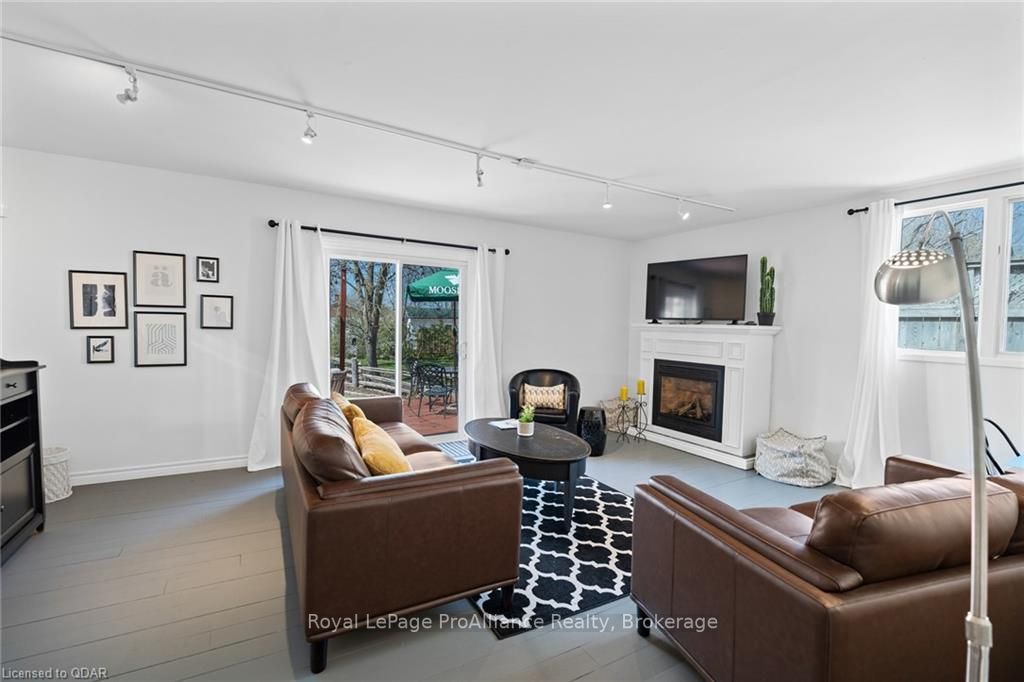 3 Corey St