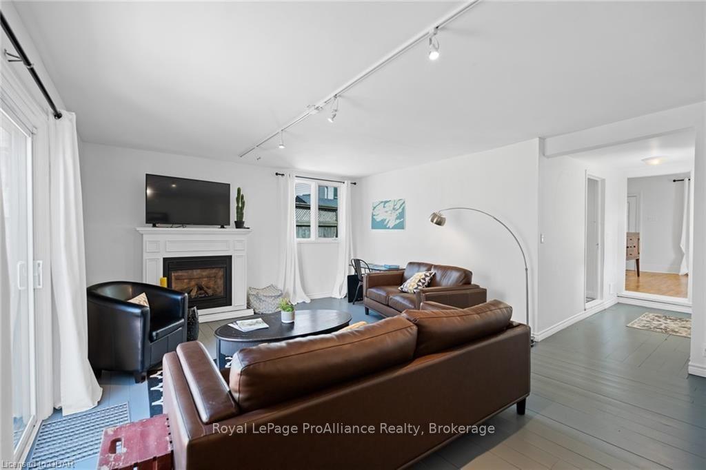 3 Corey St