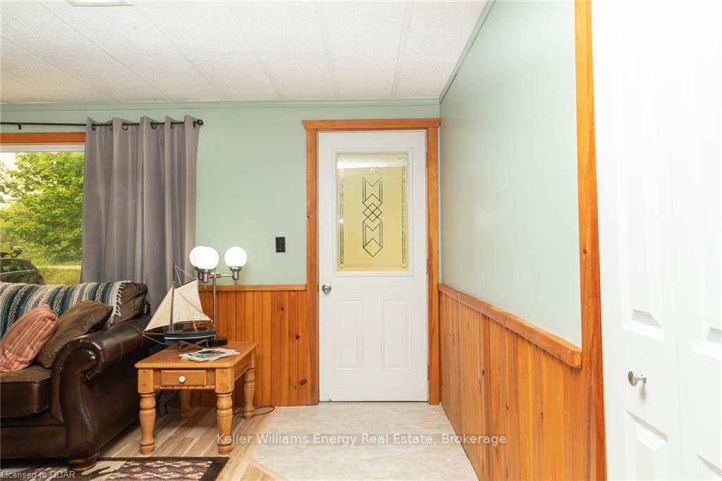 292 Salmon Point Rd