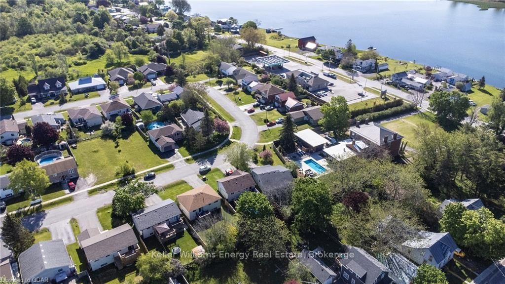 13 Harbourview Cres Cres