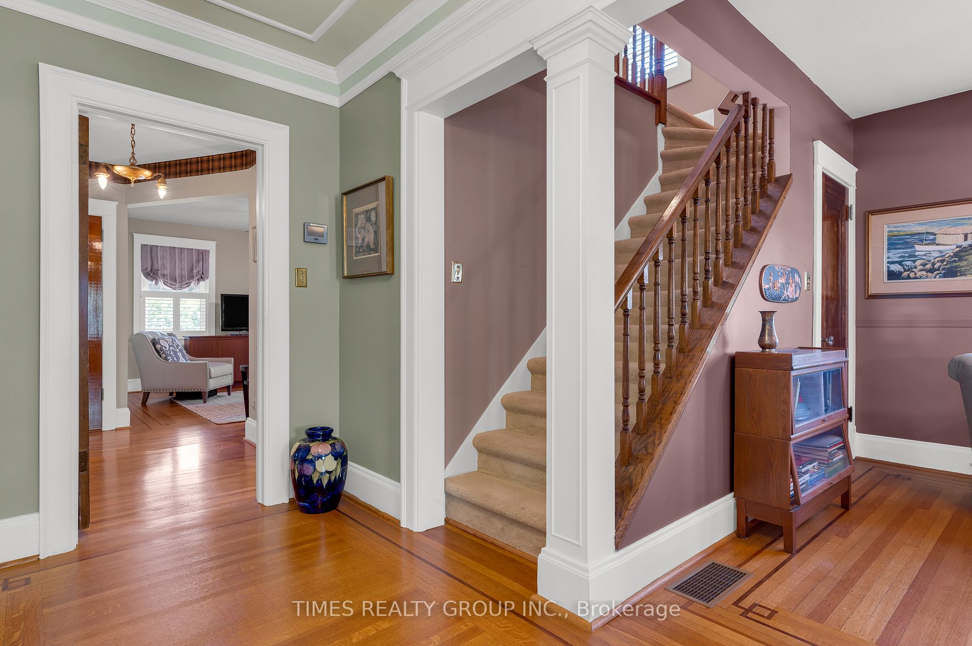 16 Nelles Blvd
