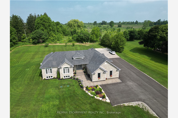 31 Parkside Dr, Hamilton