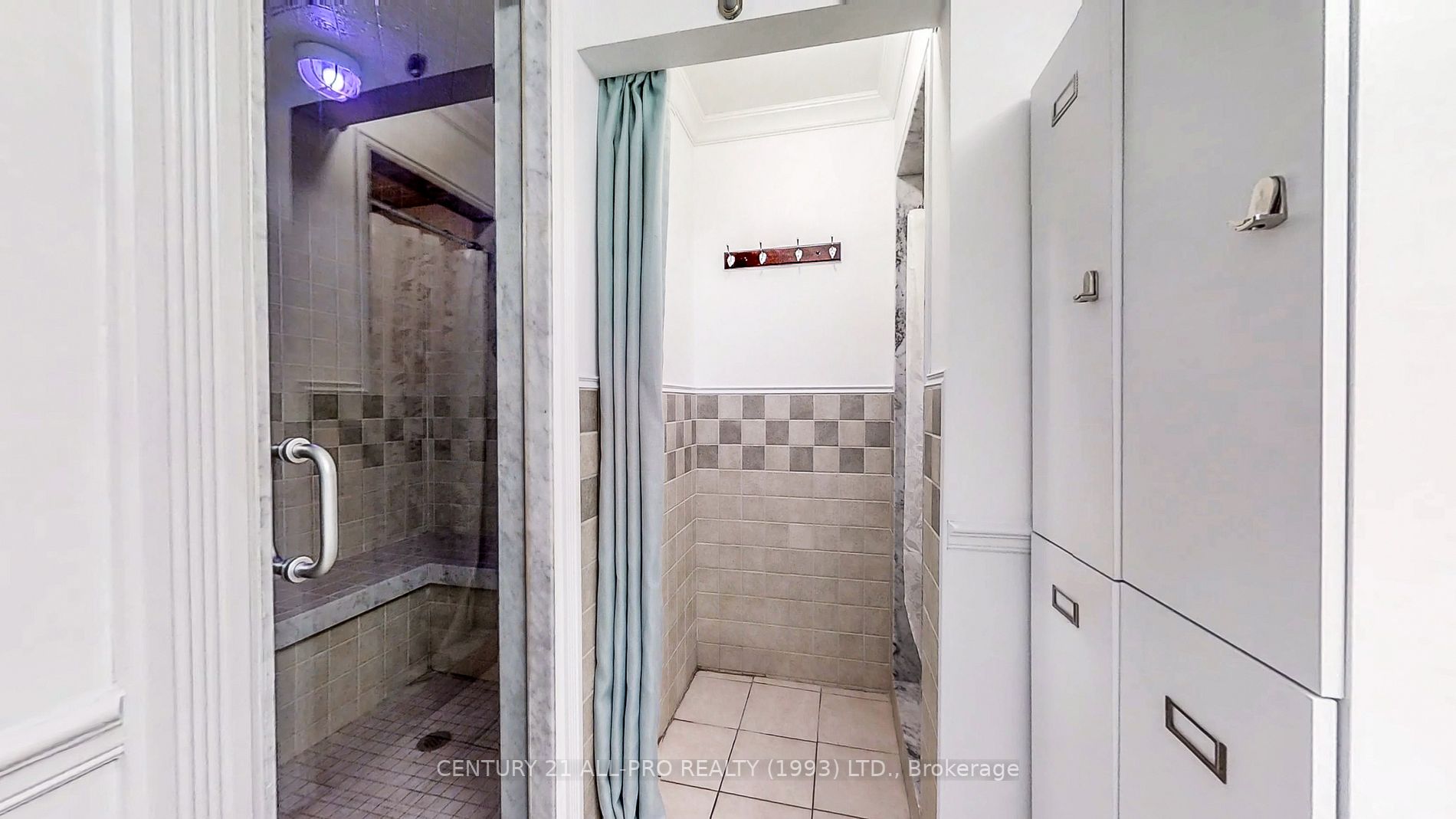 79 King St W, #8 & 8B