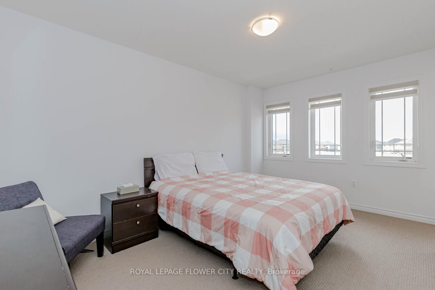 453 Blackburn Dr