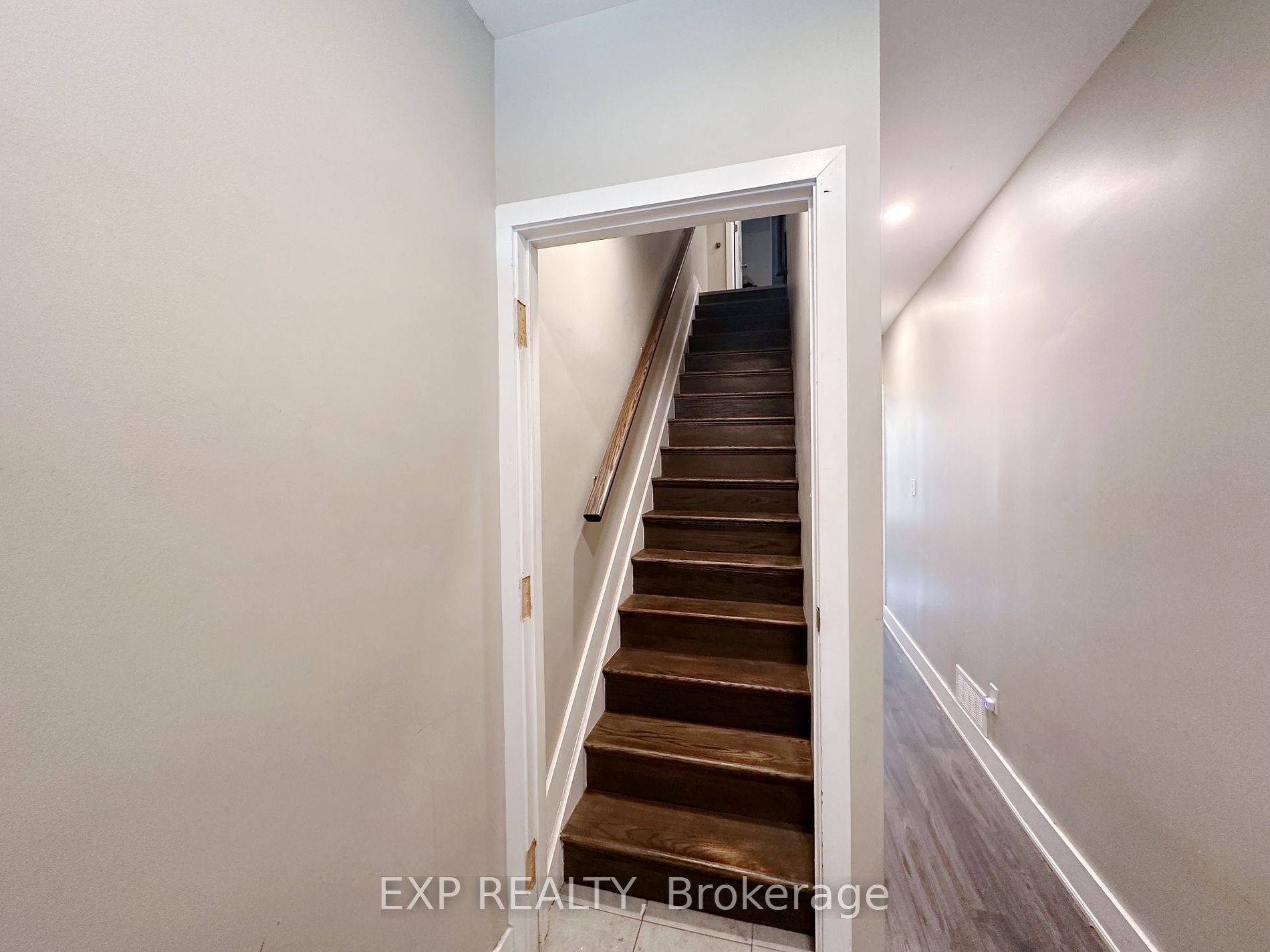 29 Ashley St