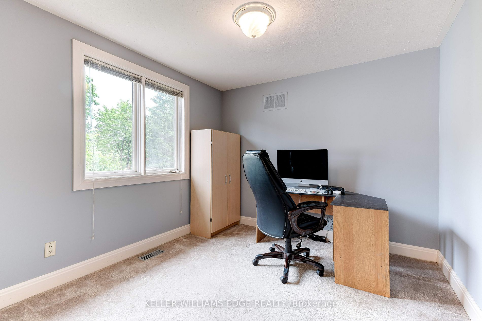 91 Chancery Dr