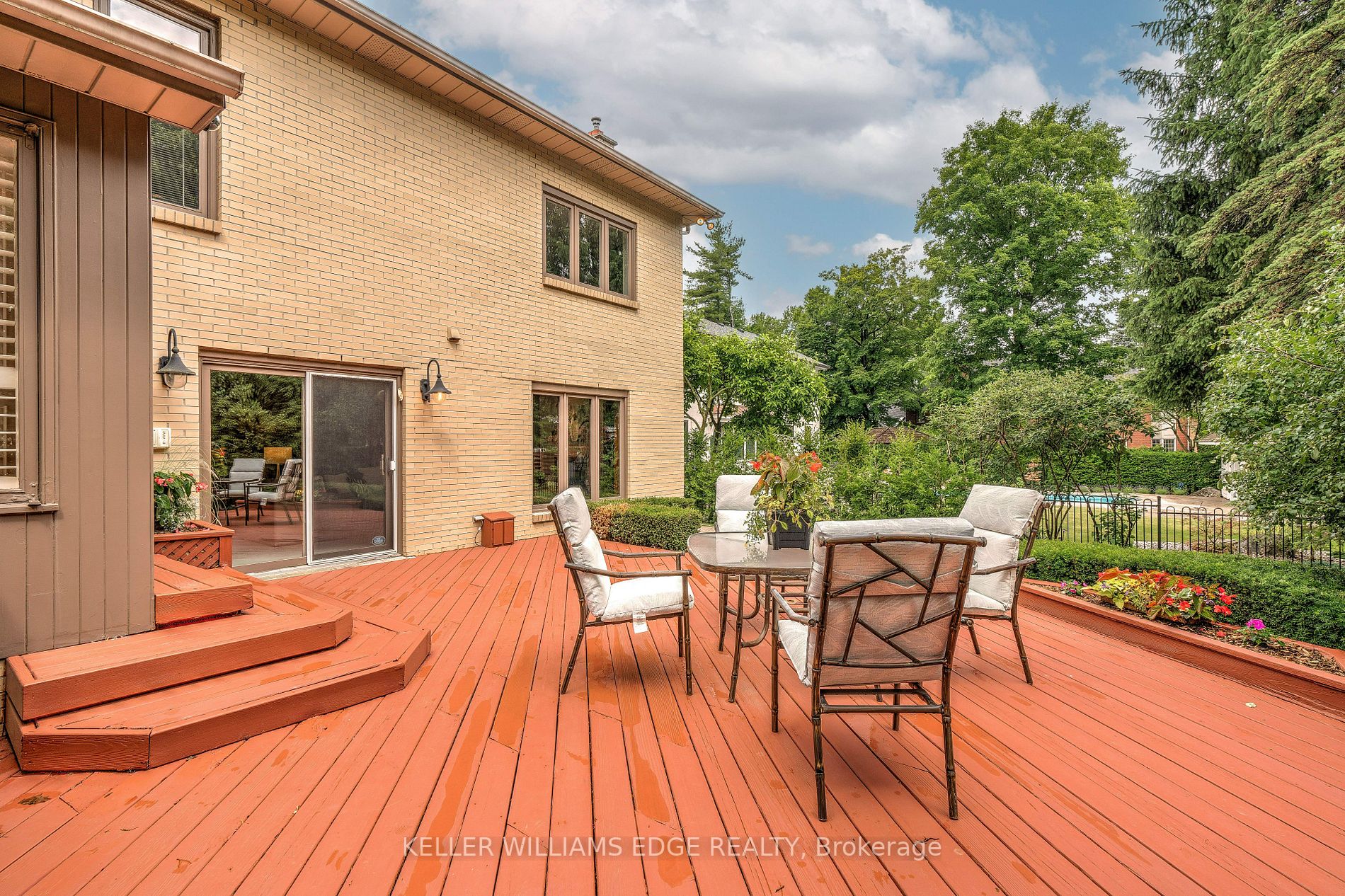 91 Chancery Dr