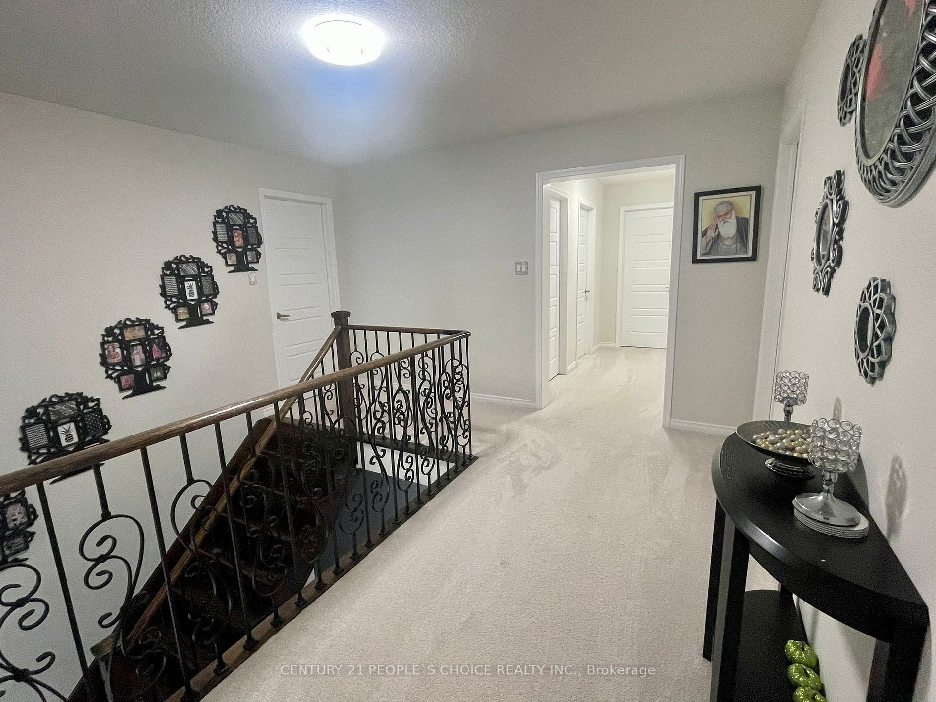 5 Burgess Cres