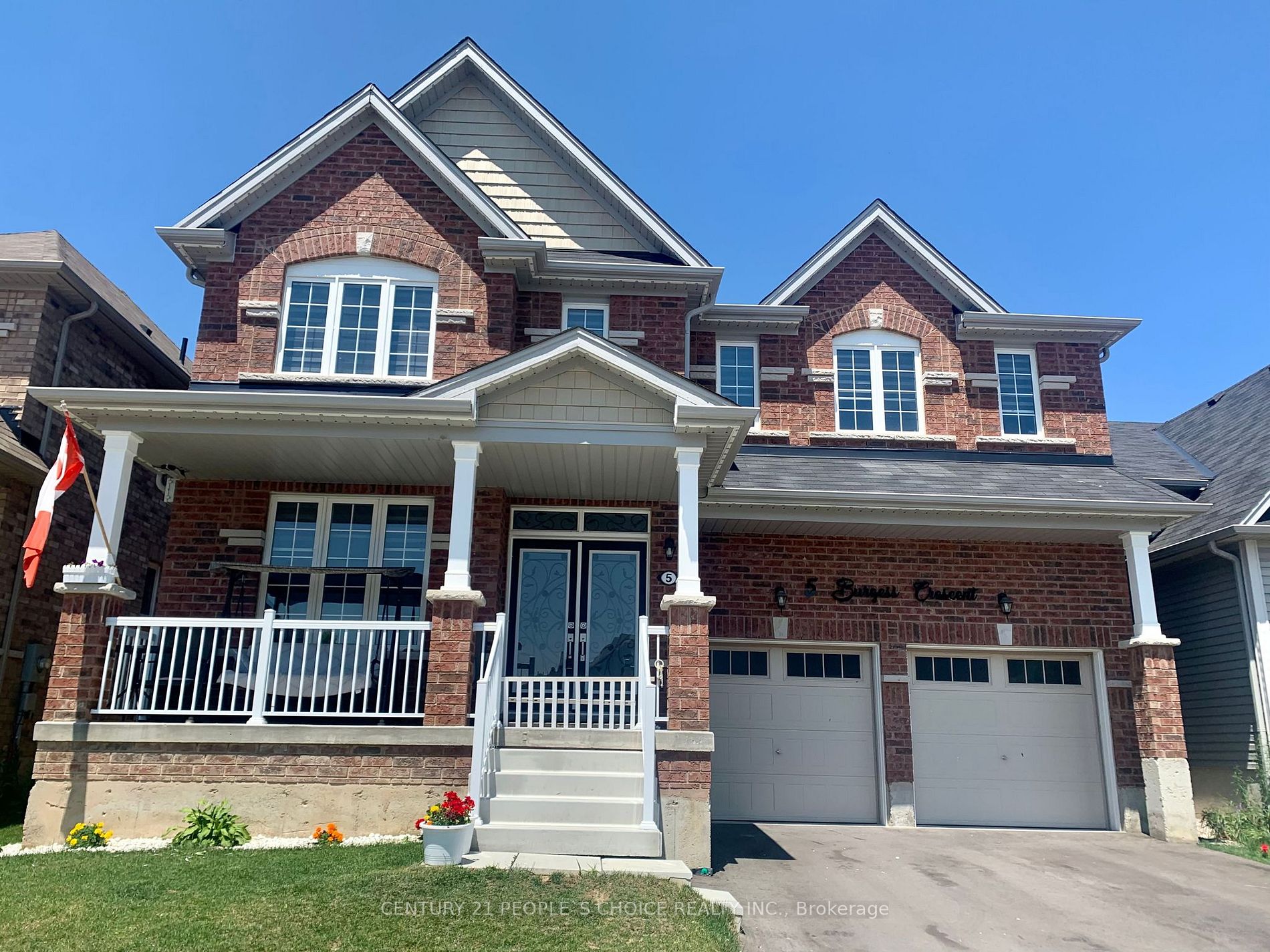 5 Burgess Cres