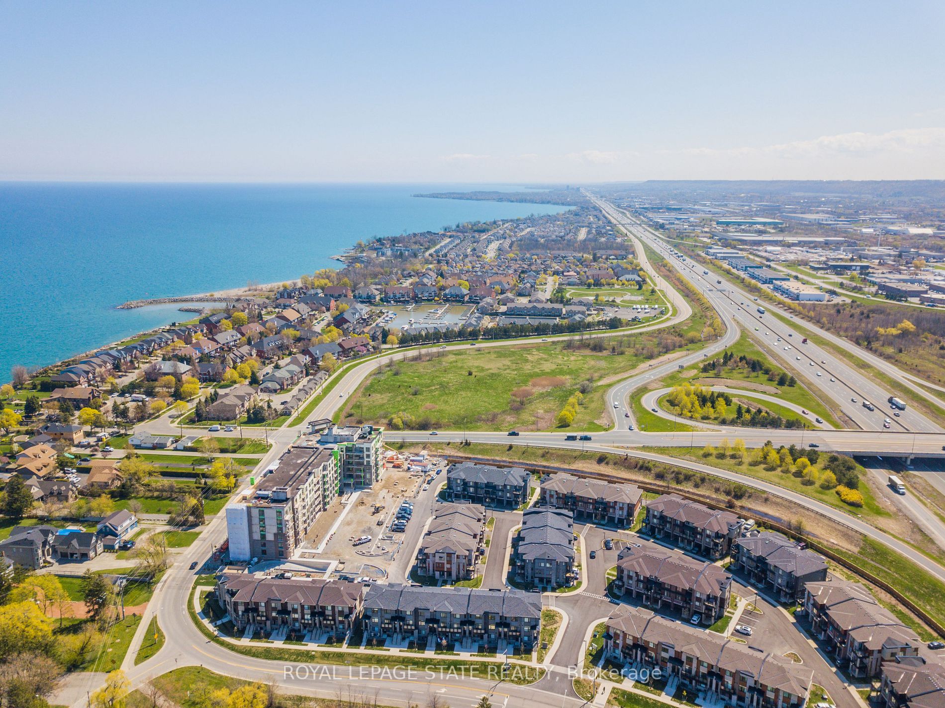 600 North Service Road, #212