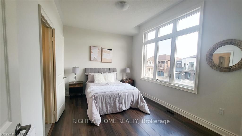 466 Humphrey St
