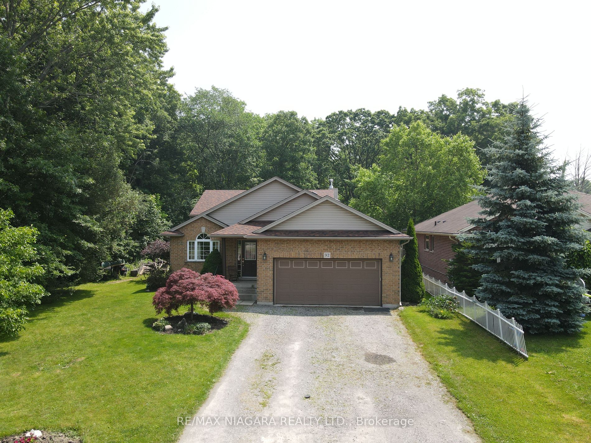 92 Thorold Ave