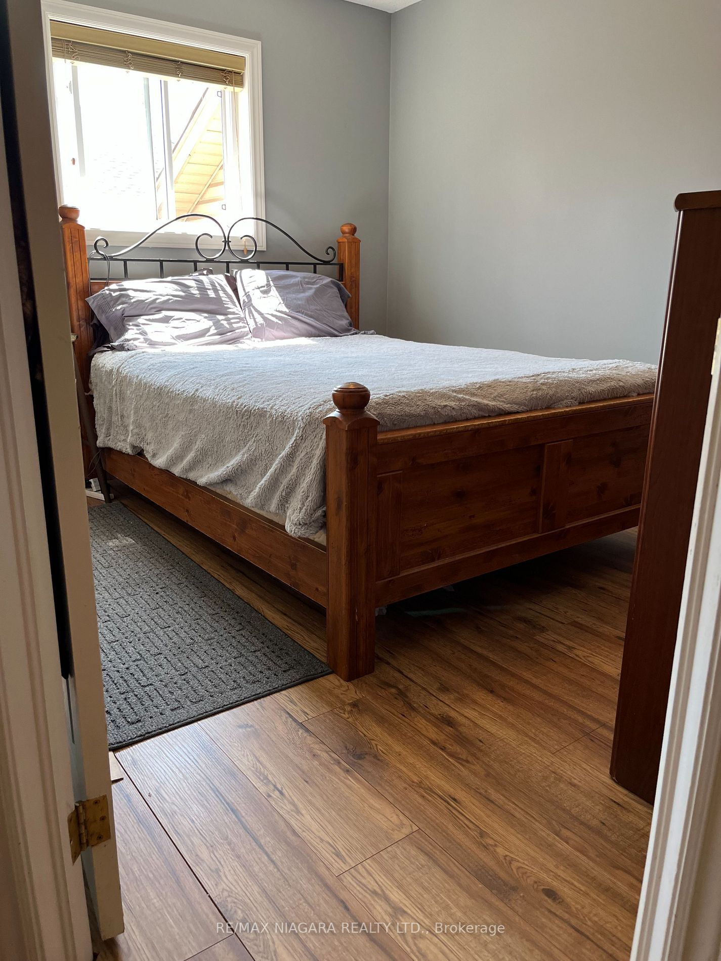 92 Thorold Ave