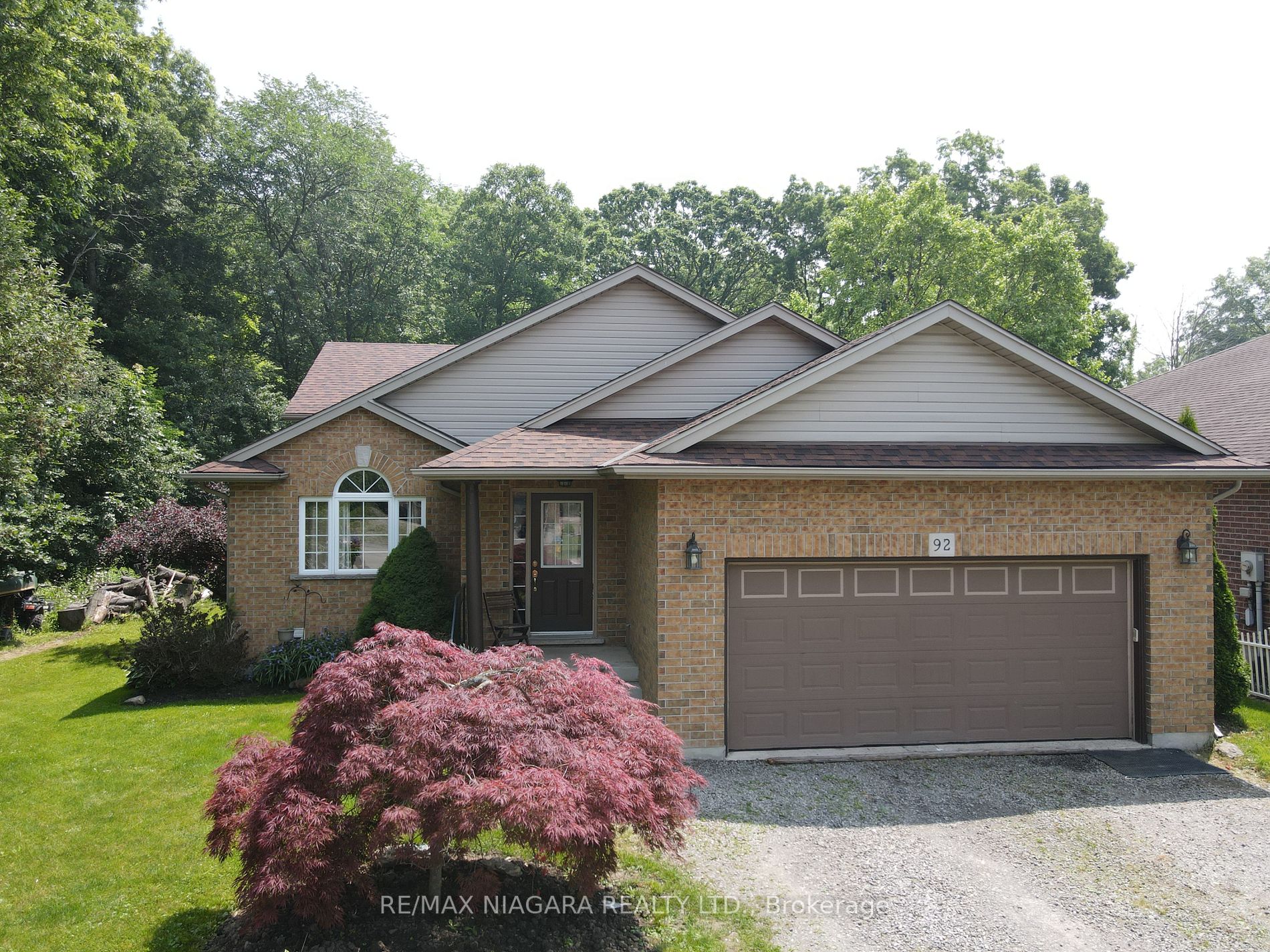92 Thorold Ave