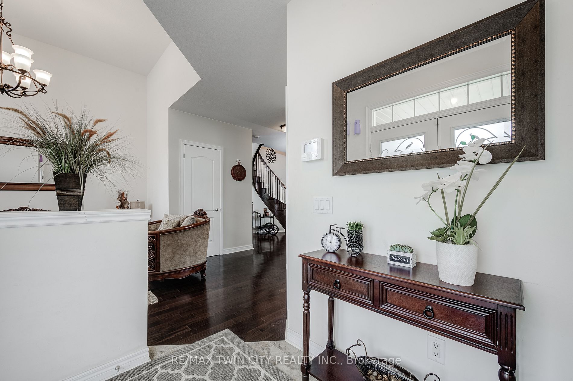 212 Dorchester Crt