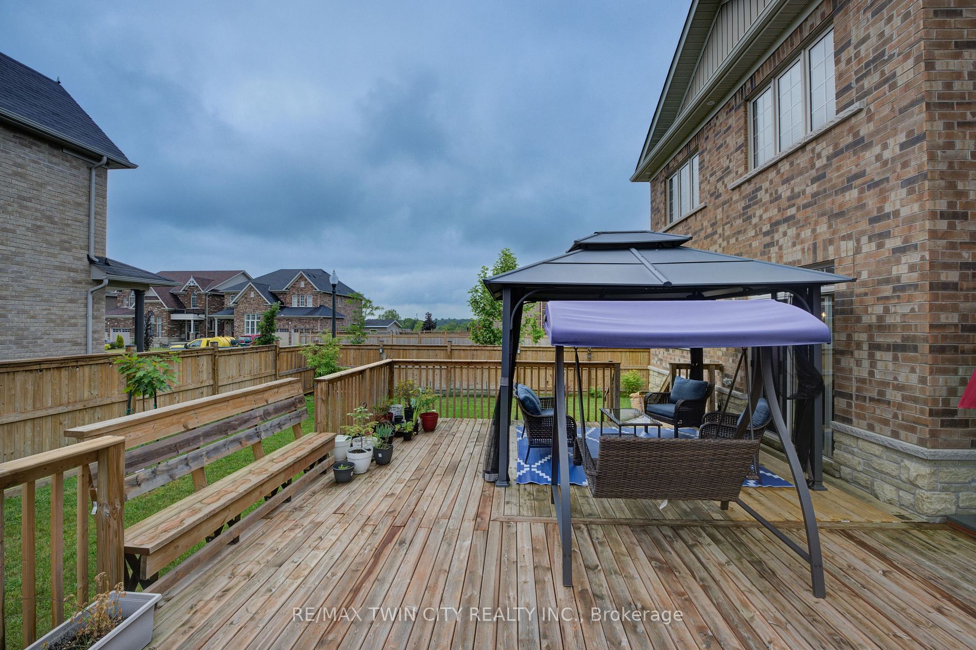 212 Dorchester Crt