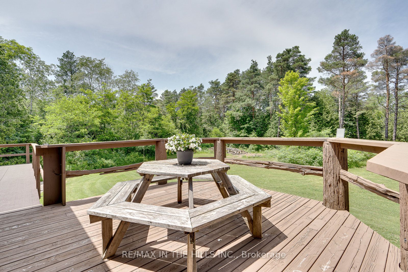 308341 Hockley Road