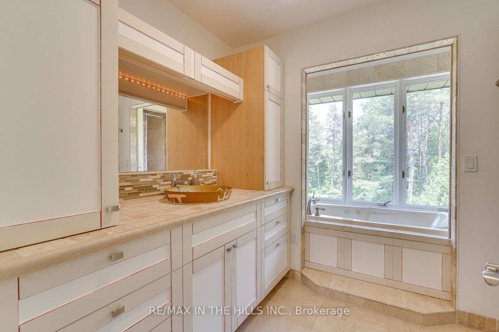 308341 Hockley Road