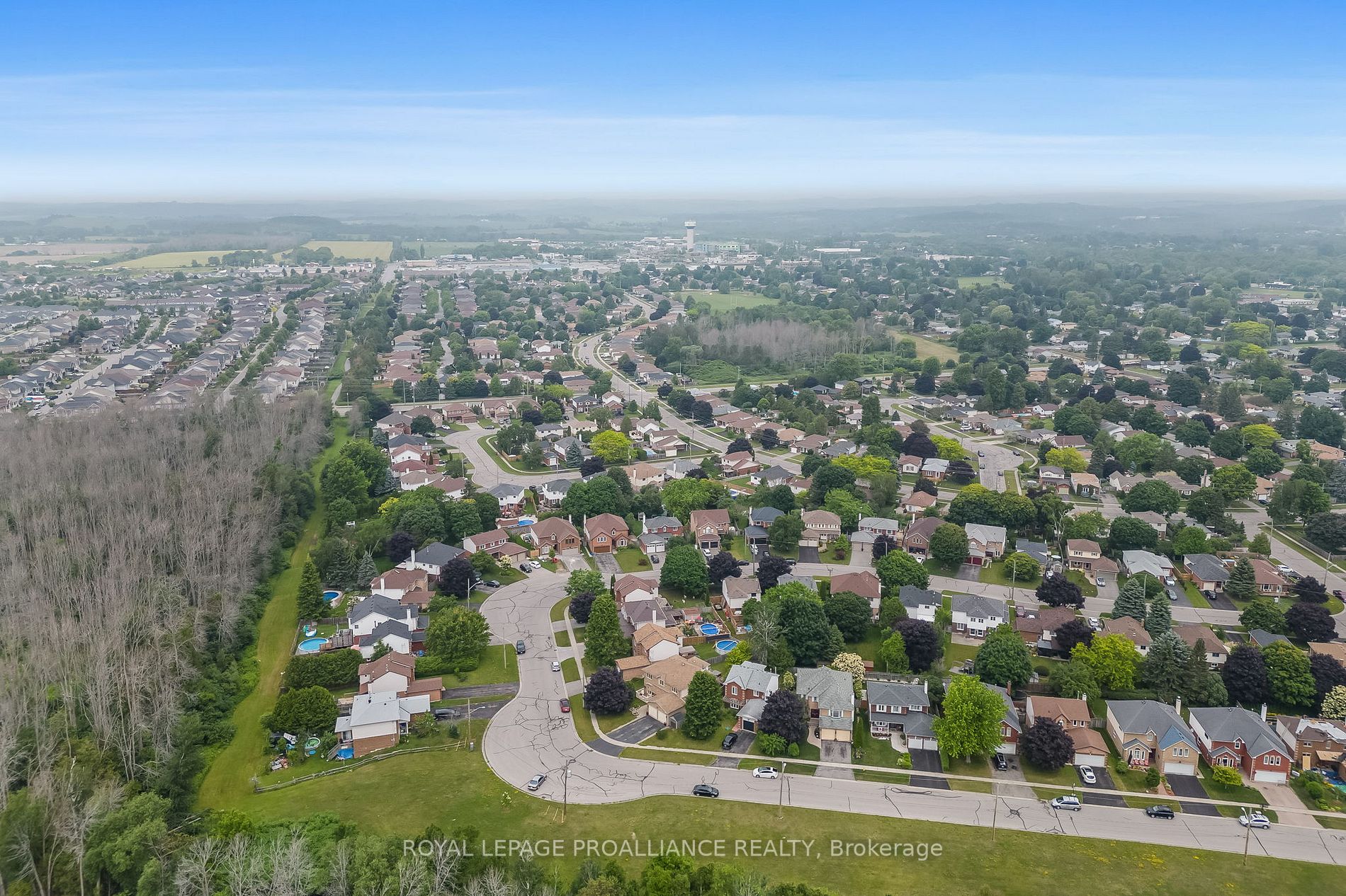 Listing X6628866 - Large Photo # 2