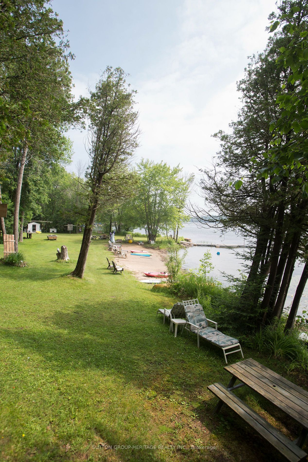 15 Cedar Nook Road
