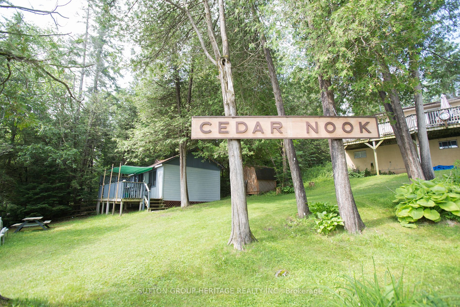 15 Cedar Nook Road