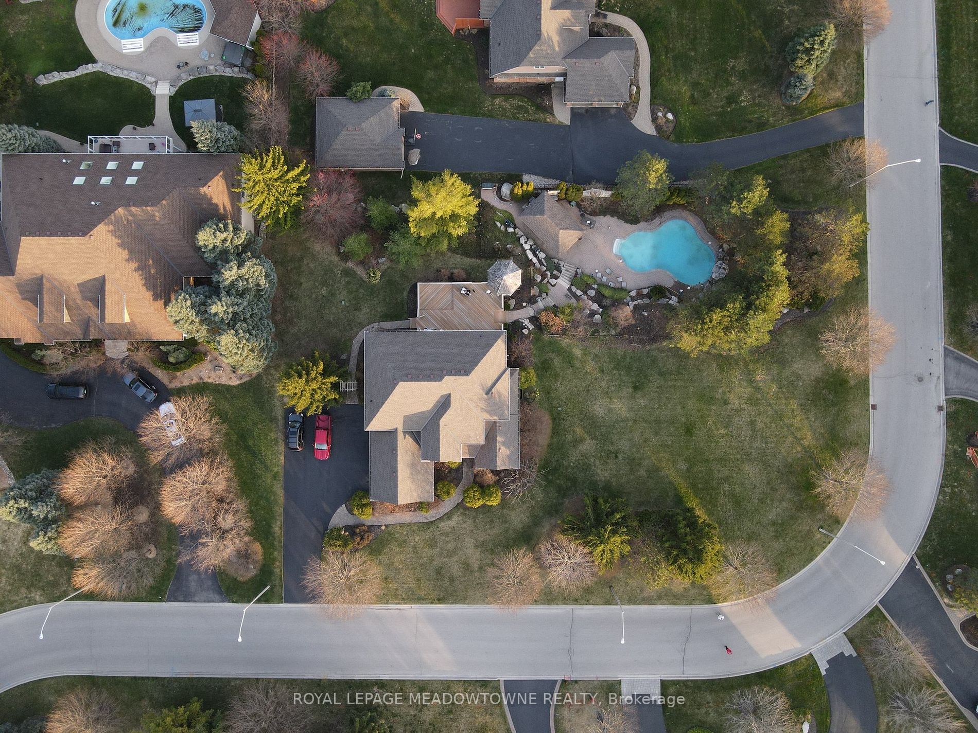 9 Palomino Dr