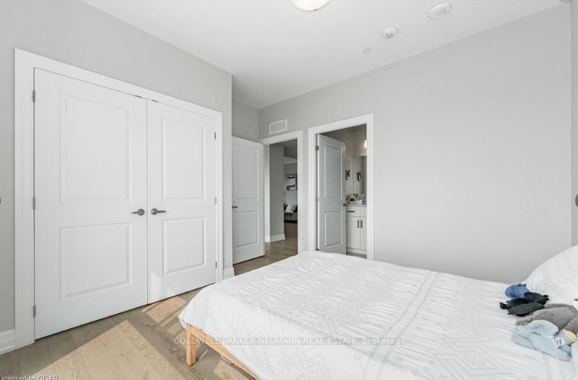 1878 Gordon Street, #1103