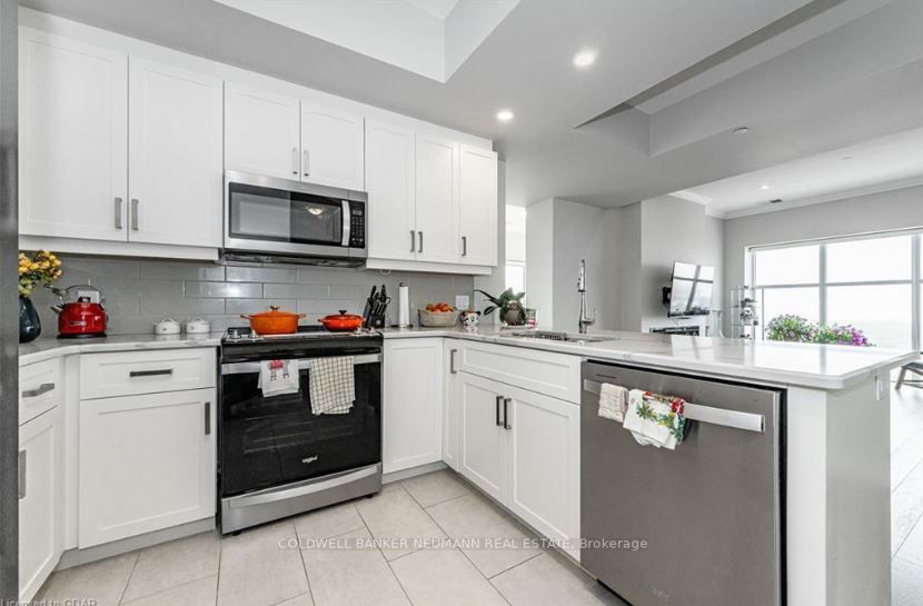 1878 Gordon Street, #1103