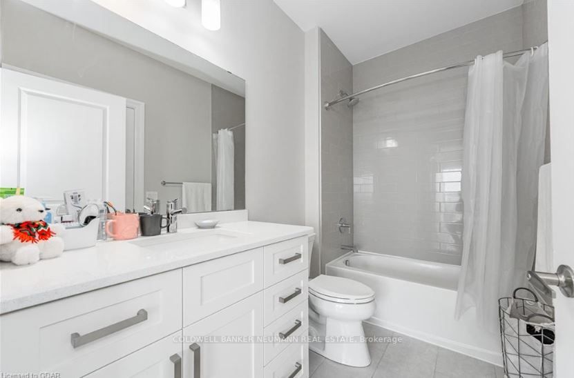 1878 Gordon Street, #1103