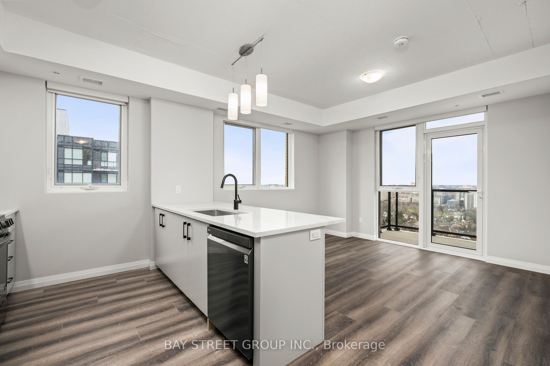 108 Garment St, #2202
