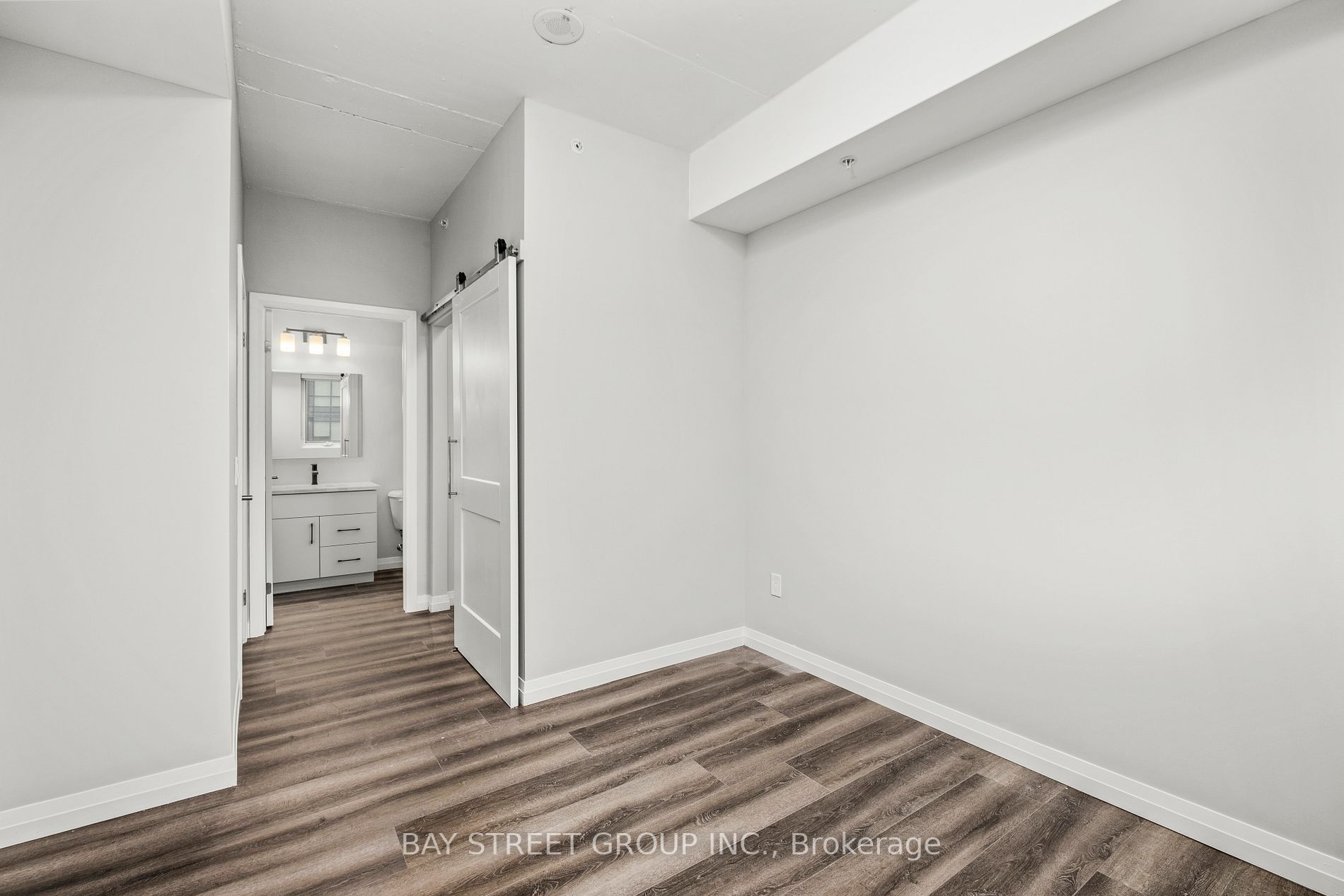 108 Garment St, #2202