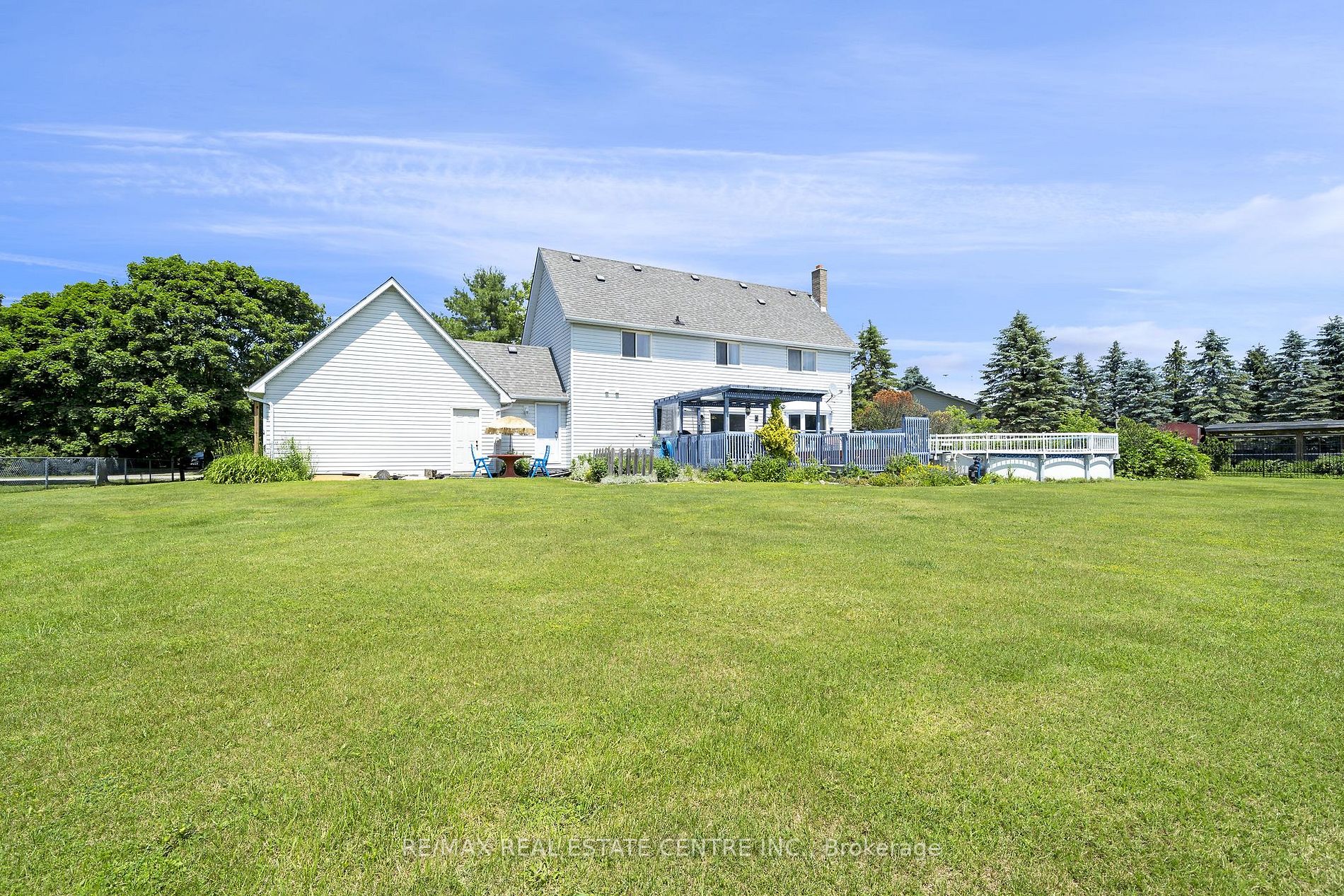 1 Elizabeth Crescent