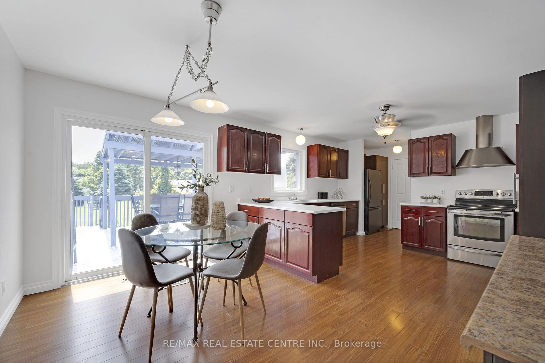 1 Elizabeth Crescent