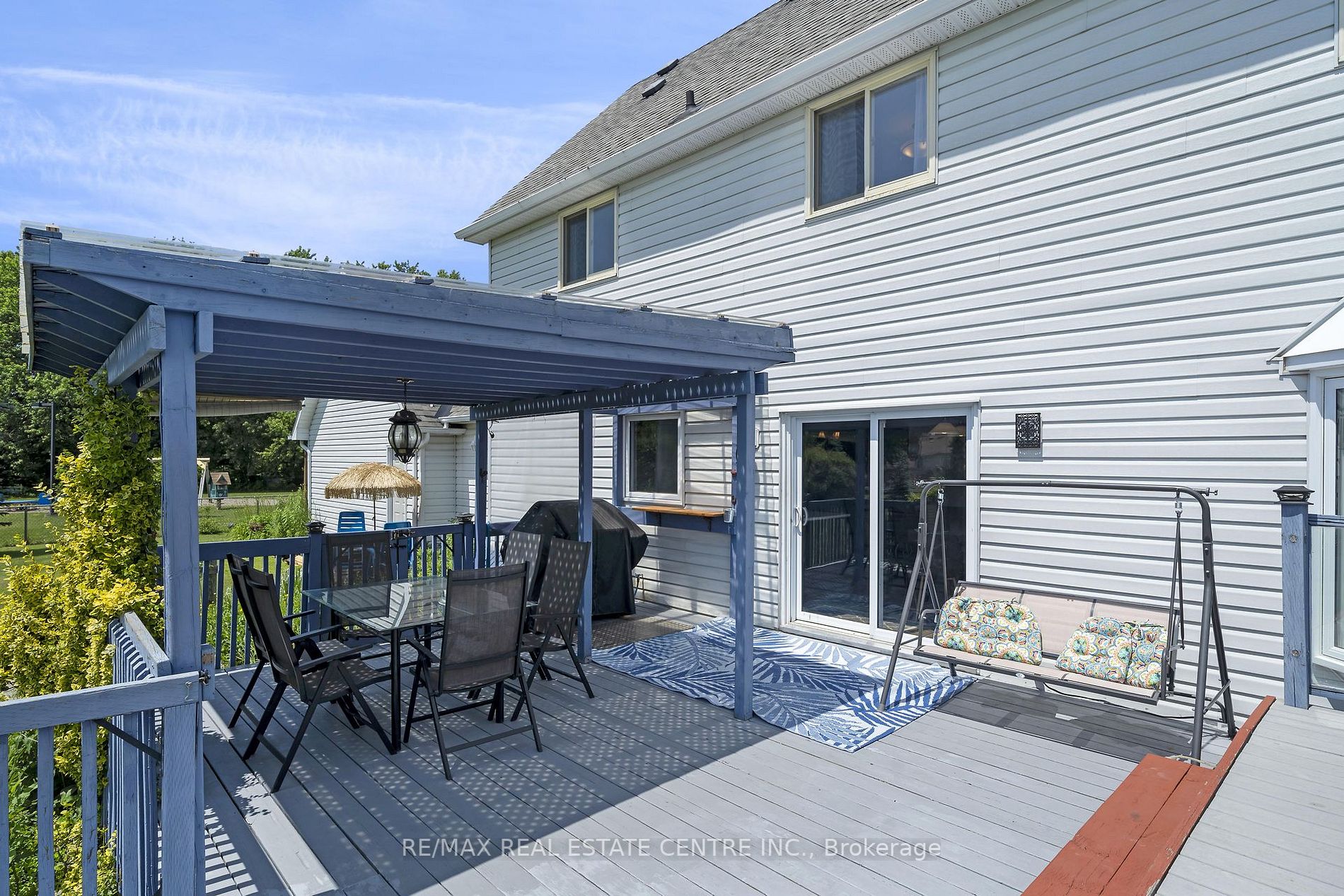 1 Elizabeth Crescent