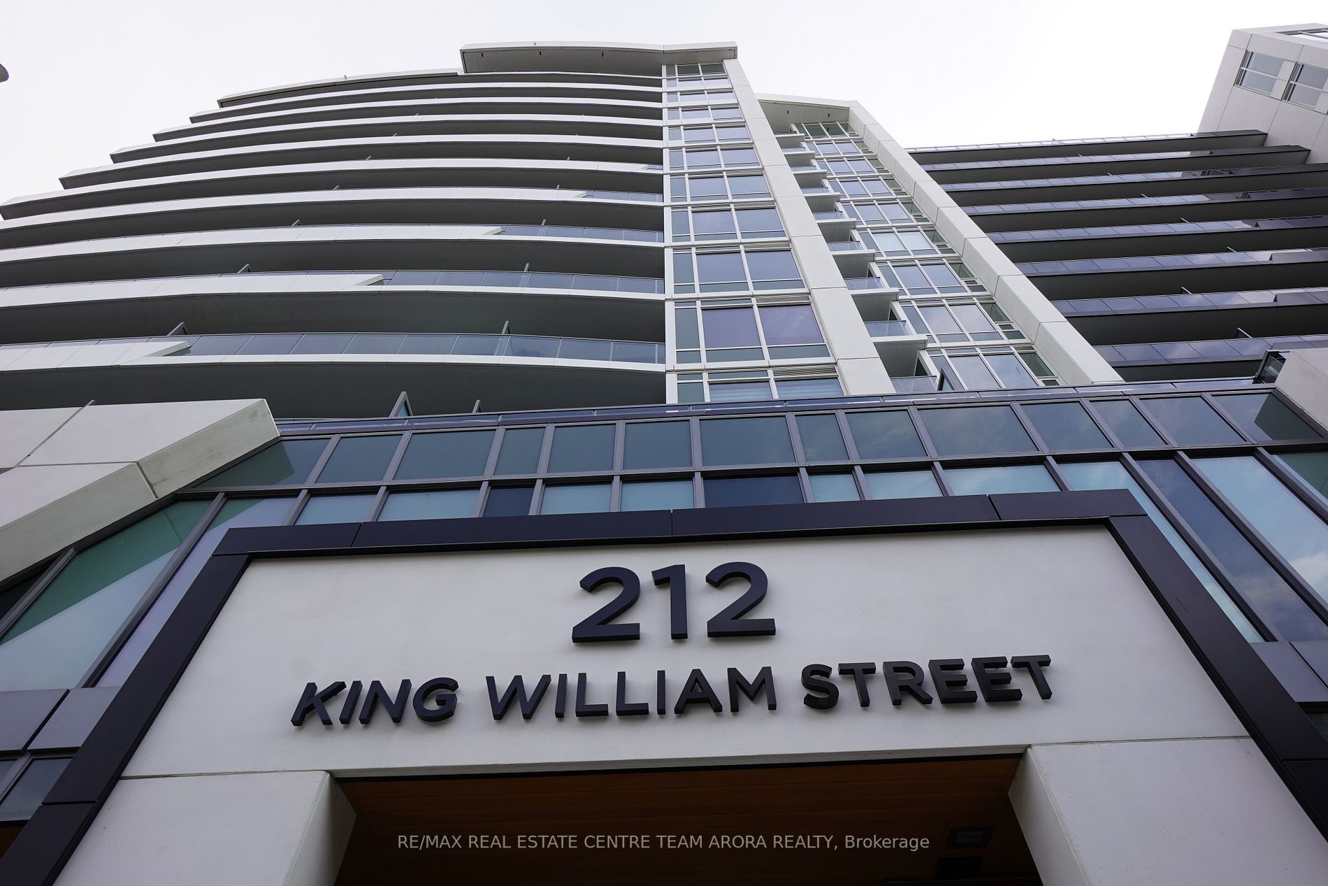 212 King William St, #812