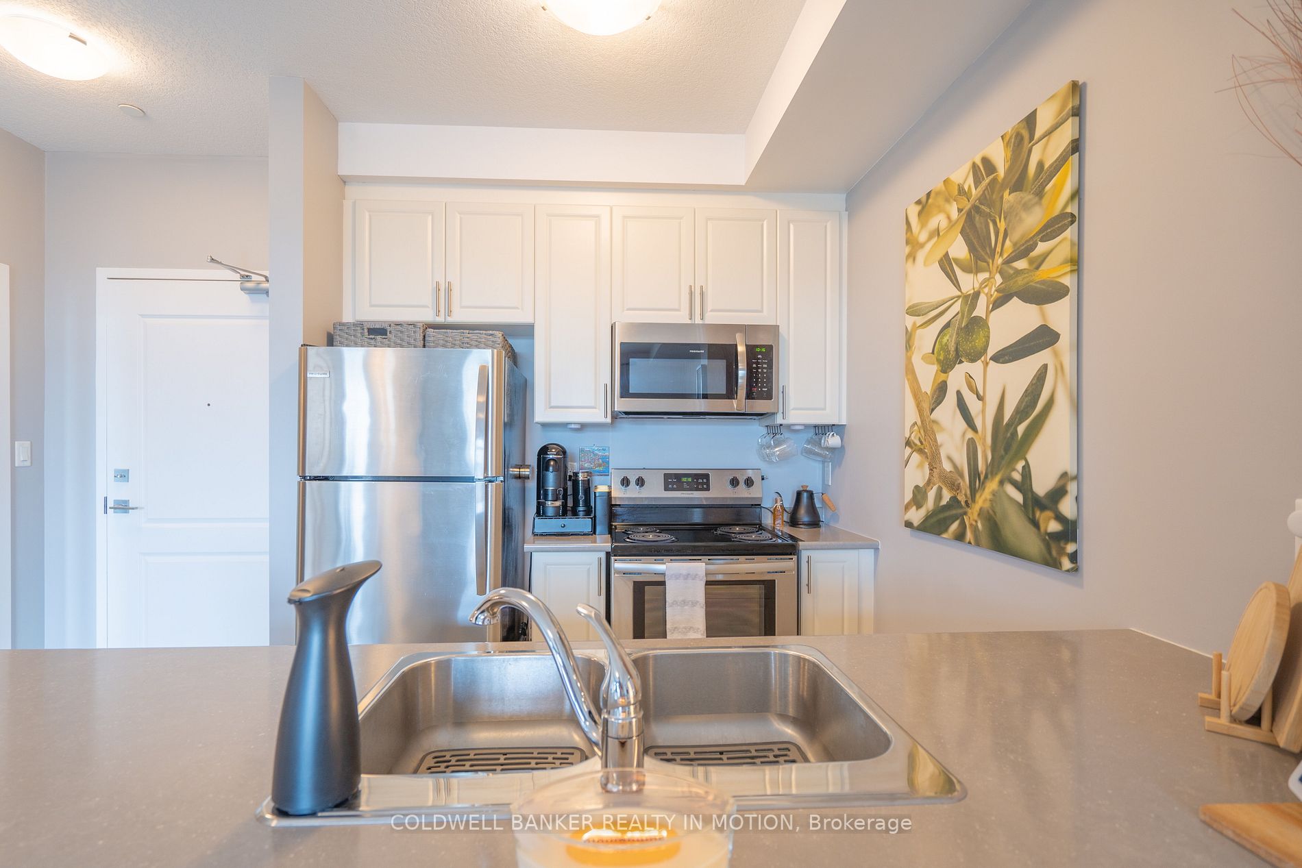101 Shoreview Pl, #617