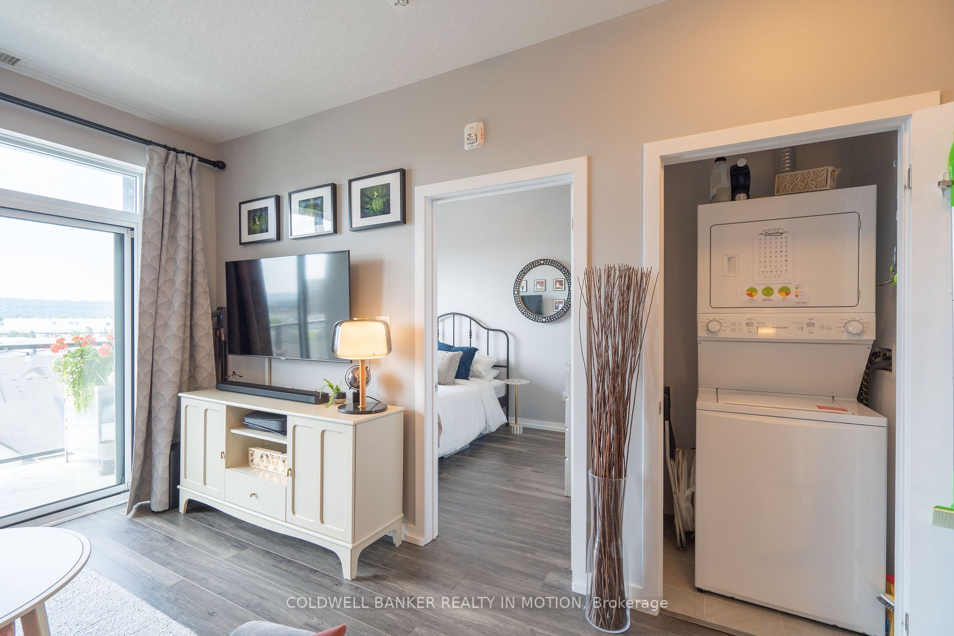 101 Shoreview Pl, #617