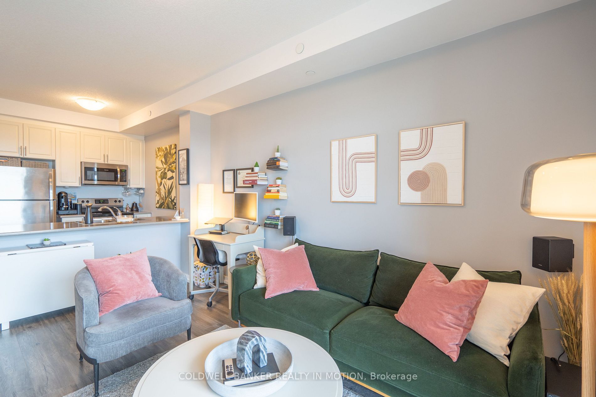 101 Shoreview Pl, #617