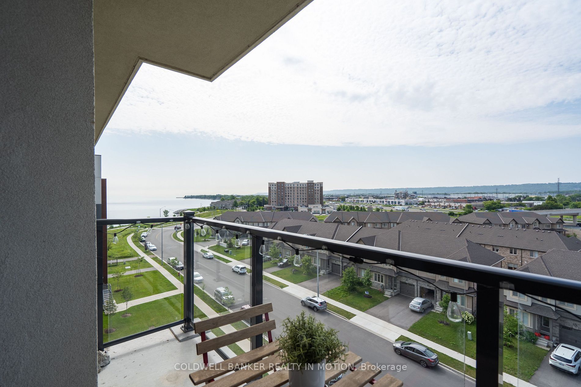 101 Shoreview Pl, #617