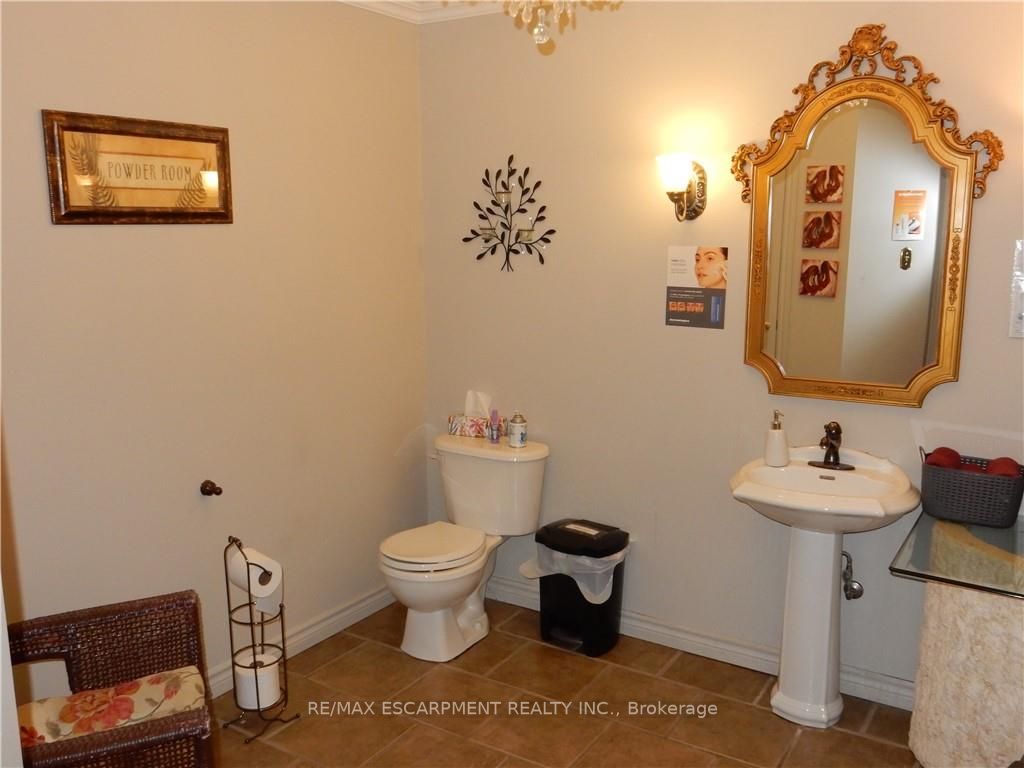 1242 Garner Rd W, #6