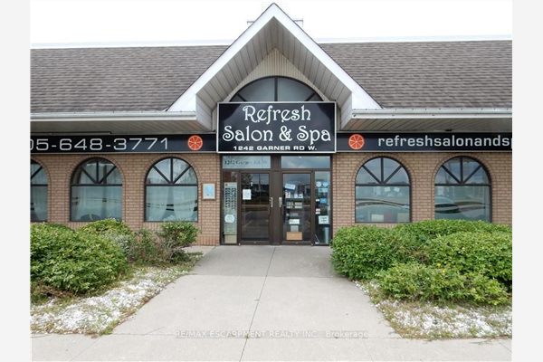 1242 Garner Rd W, Hamilton