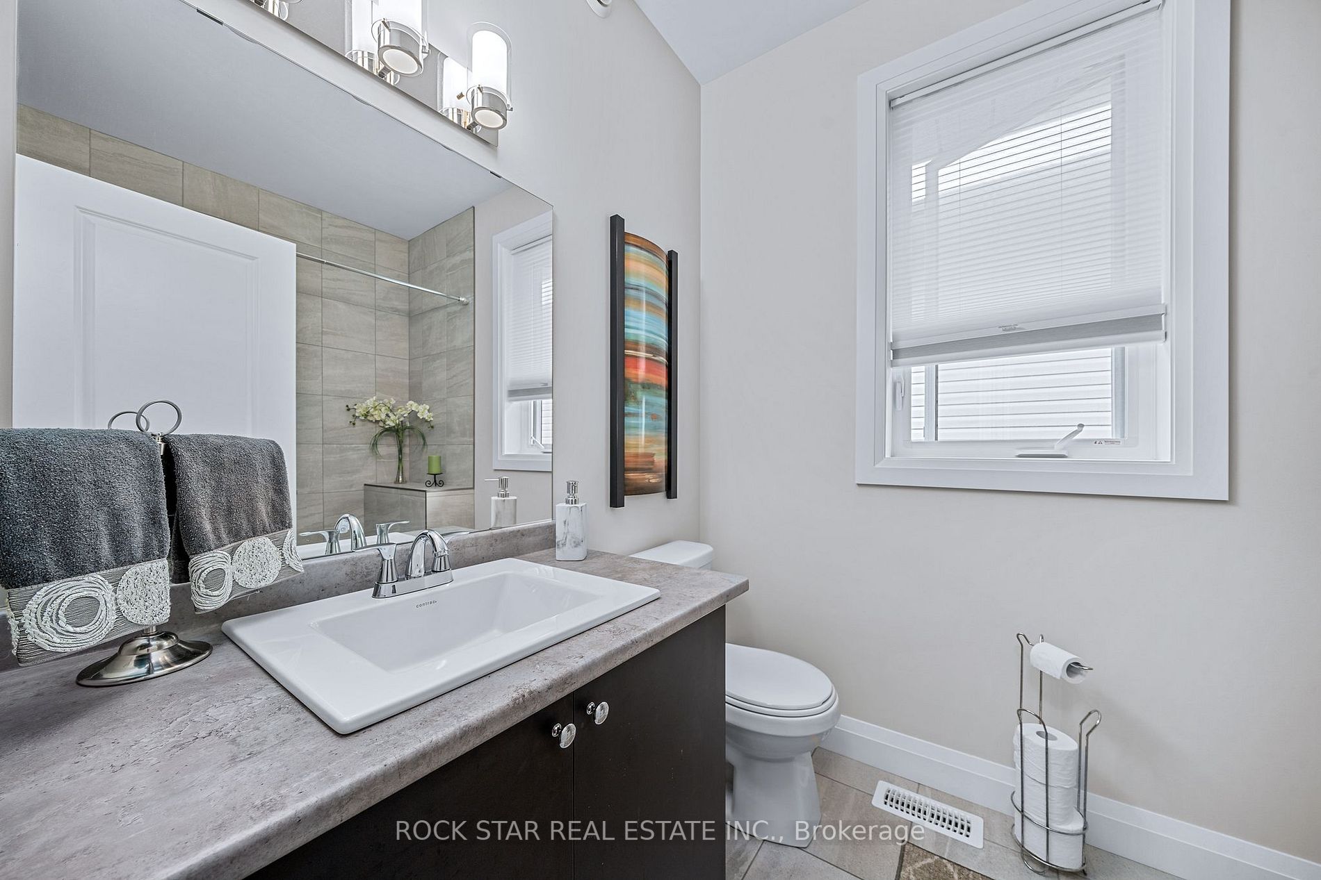 53 Elgin Street S